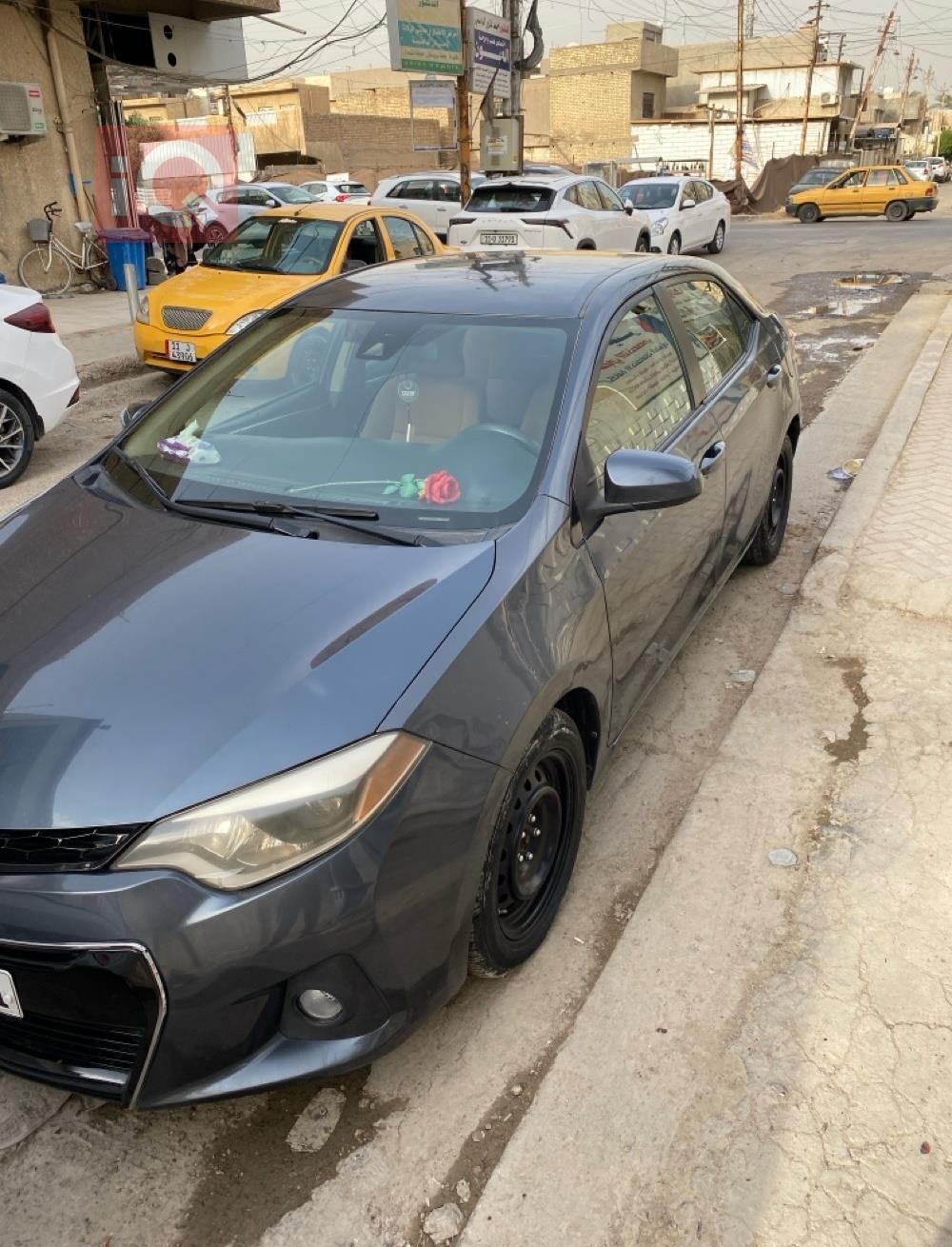 تۆیۆتا کۆرۆلا